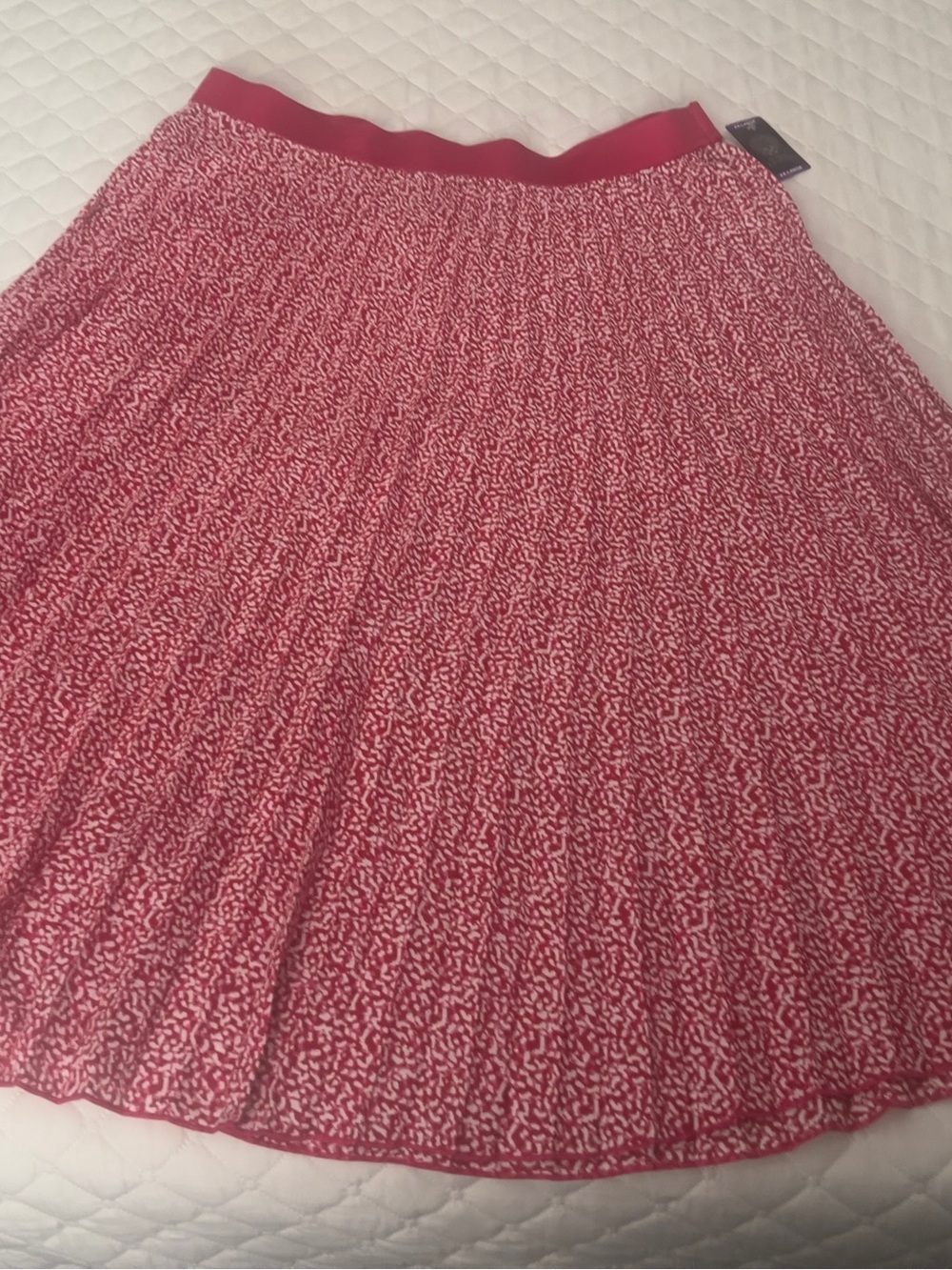 Vince Camuto Pink Patterned Pleated Skirt